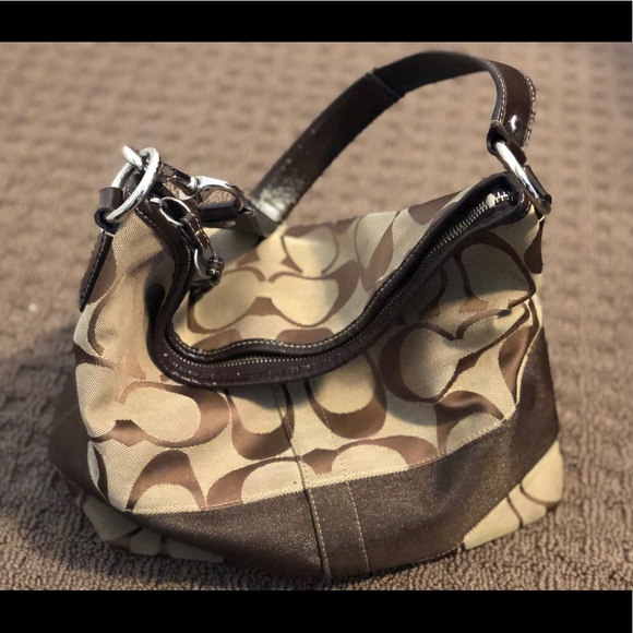 Coach purse - Picture 2 of 5